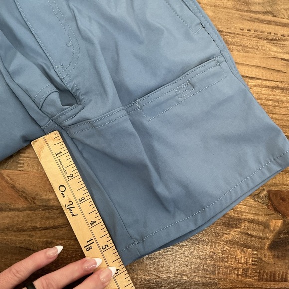 Levis Big Boys Relaxed‎ Performance Cargo Nylon Shorts Blue Size 10 Reg NWT - Picture 7 of 9